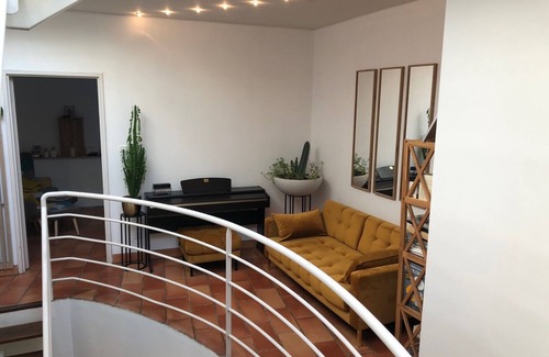 Martigues Casa | In the heart of the Island, contemporary house with daylight well and BBQ roof terrace