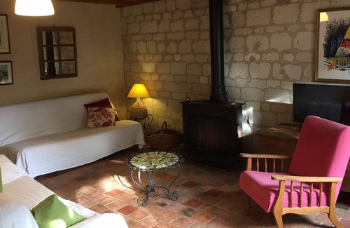 Epieds Casa | En el viñedo de Saumur, casa de carácter en tuffeau, tranquila y espaciosa.