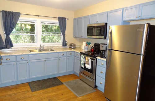 Highlands Apartamento | En Town Mountain Cottage Apartment