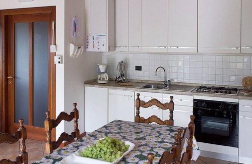 Cornoleda Apartamento | In Venice, 1 hour by train, the 2025 Architecture Biennale ends on November 23.