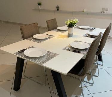 East Legon Apartamento | Inaya Apartments - 2 & 3 Bed in Heart of East Legon!