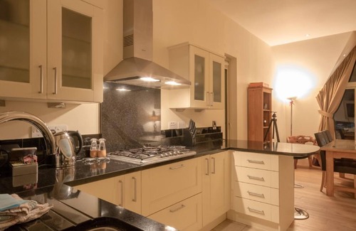 Kenmore Cabaña | Mains of Taymouth, Kenmore ~ 5 * Inchadney - capacidad para 6 personas en 3 habitaciones