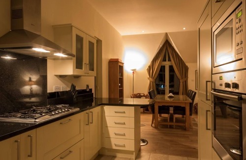 Kenmore Cabaña | Mains of Taymouth, Kenmore ~ 5 * Inchadney - capacidad para 6 personas en 3 habitaciones