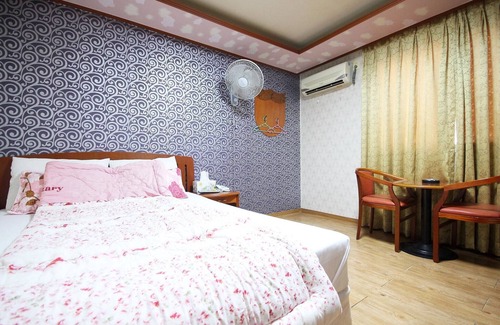 Yongdam Fishing Village Hotel | Incheon Firenze