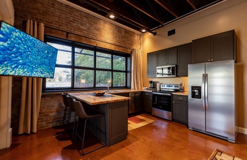 Laurel Apartamento | Incognito #1: Located Steps from the Scotsman General Store - Downtown Laurel