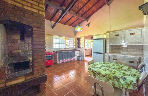 Recanto das Gaivotas Chalet De Esquí | Incrível chácara c churrasqueira - Santa Isabel/SP