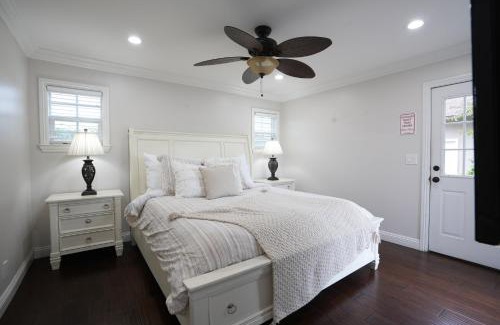 Hermosa Village Casa | Incredible 5 Bedroom, 4 Bath, Rock Pool & Jacuzzi Home, 1/2 Mile Walk To Disney
