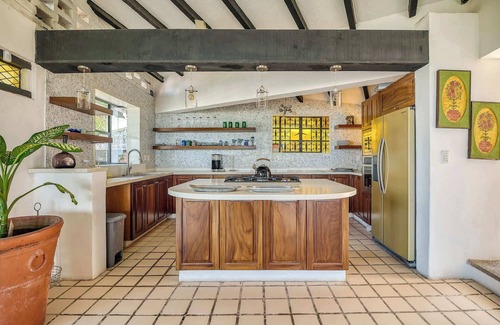Amapas Villa | Incredible 5BR Villa With Huge Pool at Conchas Chinas