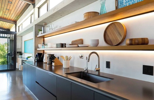 San Jose Villa | Villa de 4 dormitorios y 4,5 baños con un diseño futurista e indulgente / cerca de la playa
