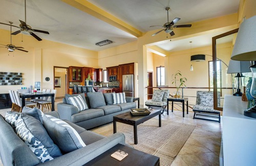 Plantation Villa | INCREDIBLY SPACIOUS PRIVATE BEACHFRONT VILLA WITH POOL AND KAYAKS