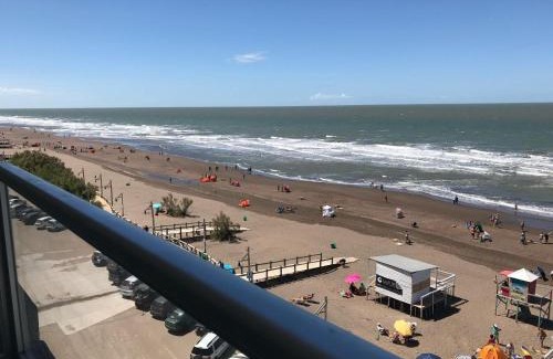 Monte Hermoso Apartamento | Increible departamento con vista panoramica en primera linea del mar