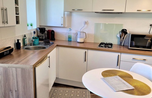 Saint-Aignan-Grandlieu Casa | El acceso al aeropuerto de Petit Clos.