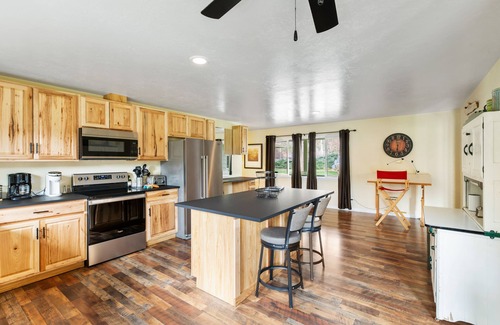 Douglas City Cabina | Indian Creek Lodge