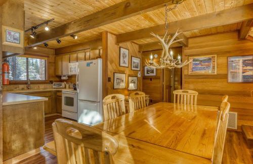 Truckee Casa | Indian Hill Hush