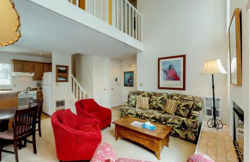 Elkhorn Village Apartamento | Indian Springs with a View