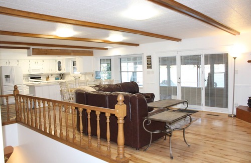 South Jordan Casa | Indoor Pool , Hot Tub, Game Room & Gym