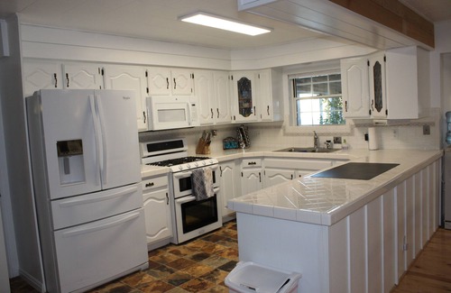 South Jordan Casa | Indoor Pool , Hot Tub, Game Room & Gym