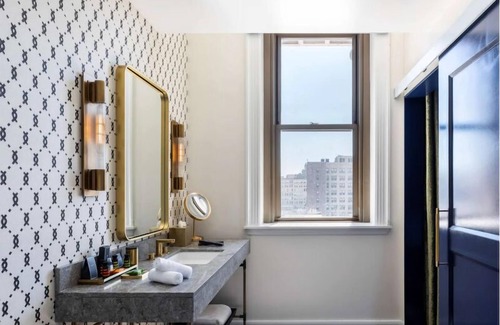 Center City Hotel | Indulge in Home Like Comfort! Onsite Parking, Pet-friendly Property!