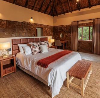Sidbury Cabina | Induli Lodge - Amakhala Game Reserve