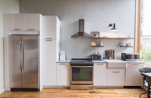 Arts District Apartamento | Industrial Chic Apartment Steps from Broadway (Loft 202)