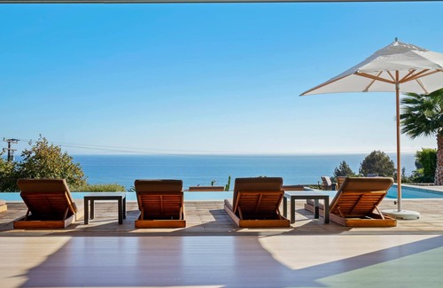 Central Malibu Villa | Infinite Bleau by Stay Awhile Villas