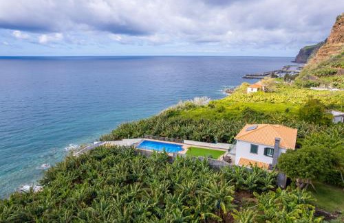 Calheta Villa | Infinite Ocean View Villa 20m above Ocean & Beach