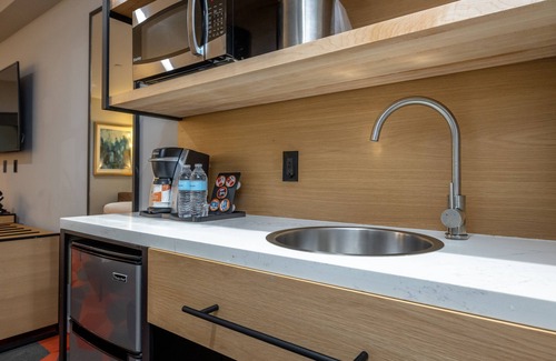 Marina District Hotel | Infinity Hotel San Francisco, Tapestry Collection by Hilton