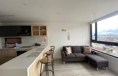 Chapinero Apartamento | Infinity Rooftop Pool Penthouse with 24h Gym, Near Zona G!