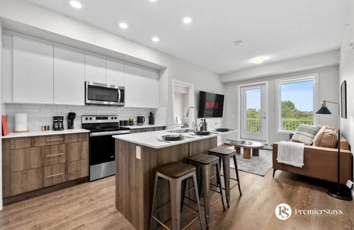 Inglewood Casa | Inglewood Luxury King Bed Parking Netflix#15