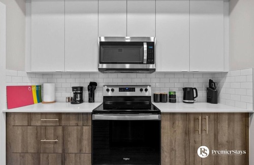 Inglewood Casa | Inglewood Luxury King Bed Parking Netflix#15