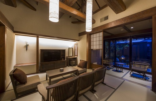 Izumo Casa | Inisienoyado Keiunn