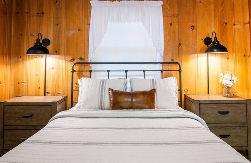 Groveland Hotel | Inn at Sugar Pine Ranch