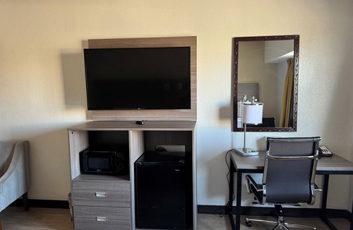 Jefferson Park Hotel | Inn at the Highland Denver Downtown