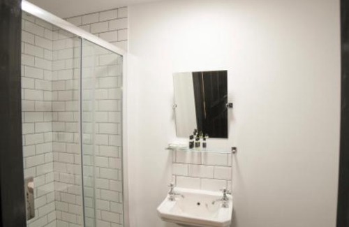 Llansteffan Hotel | Inn at the sticks