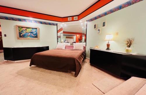 Harrisburg Hotel | Inn of the Dove - Romantic Luxury Suites with Jacuzzi & Seasonal Fireplace at Harrisburg-Hershey-Philadelphia, PA