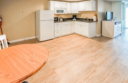 Mara Vista Hotel | InnSeason Resorts Surfside