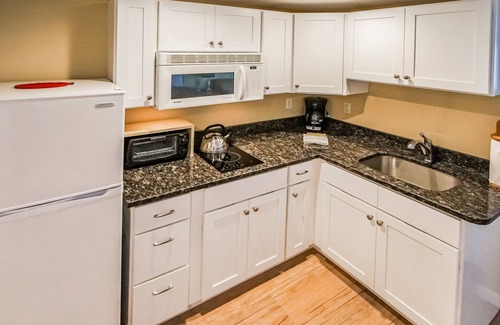 Mara Vista Hotel | InnSeason Resorts Surfside