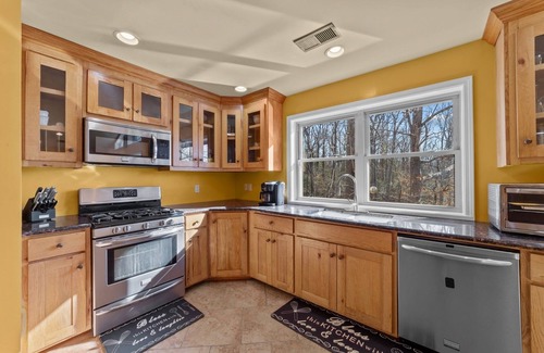 Barium Springs Casa | Frente al lago de lujo dentro del parque estatal con hermosas vistas. Cine. Playa. Wifi