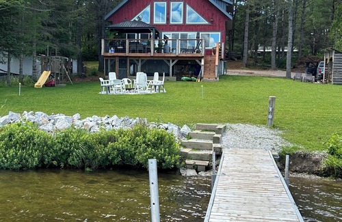Lac-Cayamant Cabaña | Inspired by nature, designed for multifamily fun! New, lakeside, pet friendly