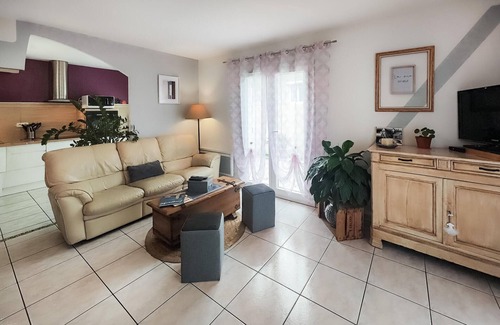Cazouls-les-Beziers Casa | Inviting and beautiful vacation home in a suburb of Beziers.