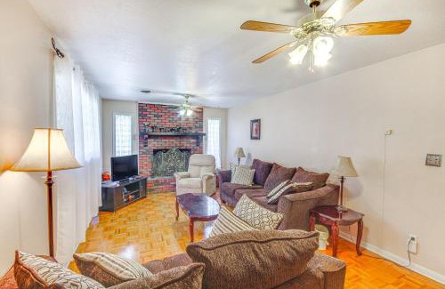 Vicksburg Casa | Inviting Vicksburg Home with Patio and Charcoal Grill!