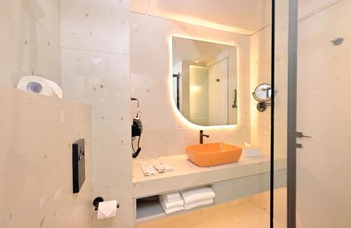 HITEC City Hotel | Ira by Orchid Hyderabad Hitech City Mindspace IT Park