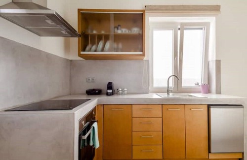 Perama Apartamento | Irene's Garden, Aggeliki