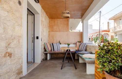 Perama Apartamento | Irene's Garden, Aggeliki
