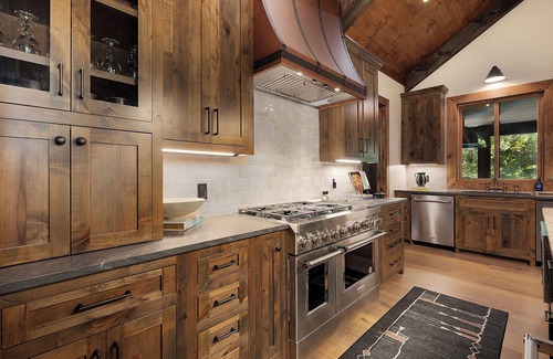 Blue Ridge Cabina | Iron Tree Lodge Blue Ridge GA