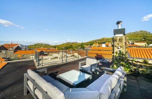 Meada Casa | Isatour -Natural Park House