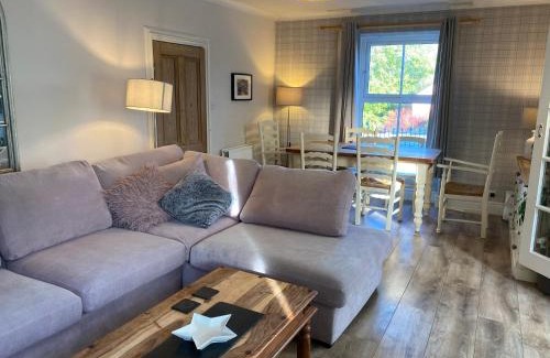 Llangefni Casa | Isfryn