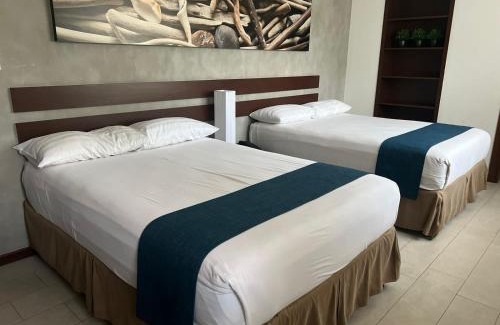 Pavas Hotel | Isla Verde Hotel