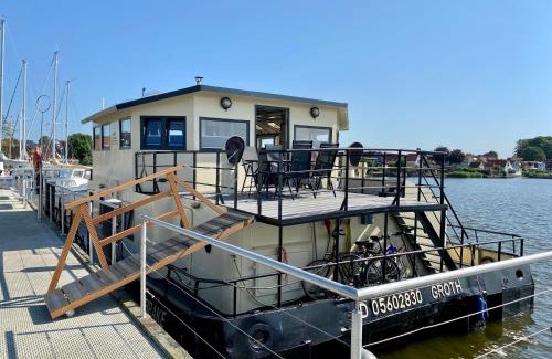 Schleswig Casa | Island-dreams Hausboote Groth & Rhin