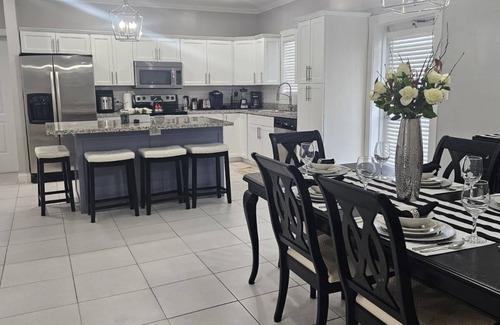 Adelaide Casa | Island Getaway Near Albany Resort, Nassau Bahamas
